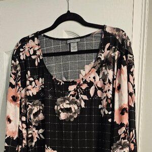 Black Floral 4X Top